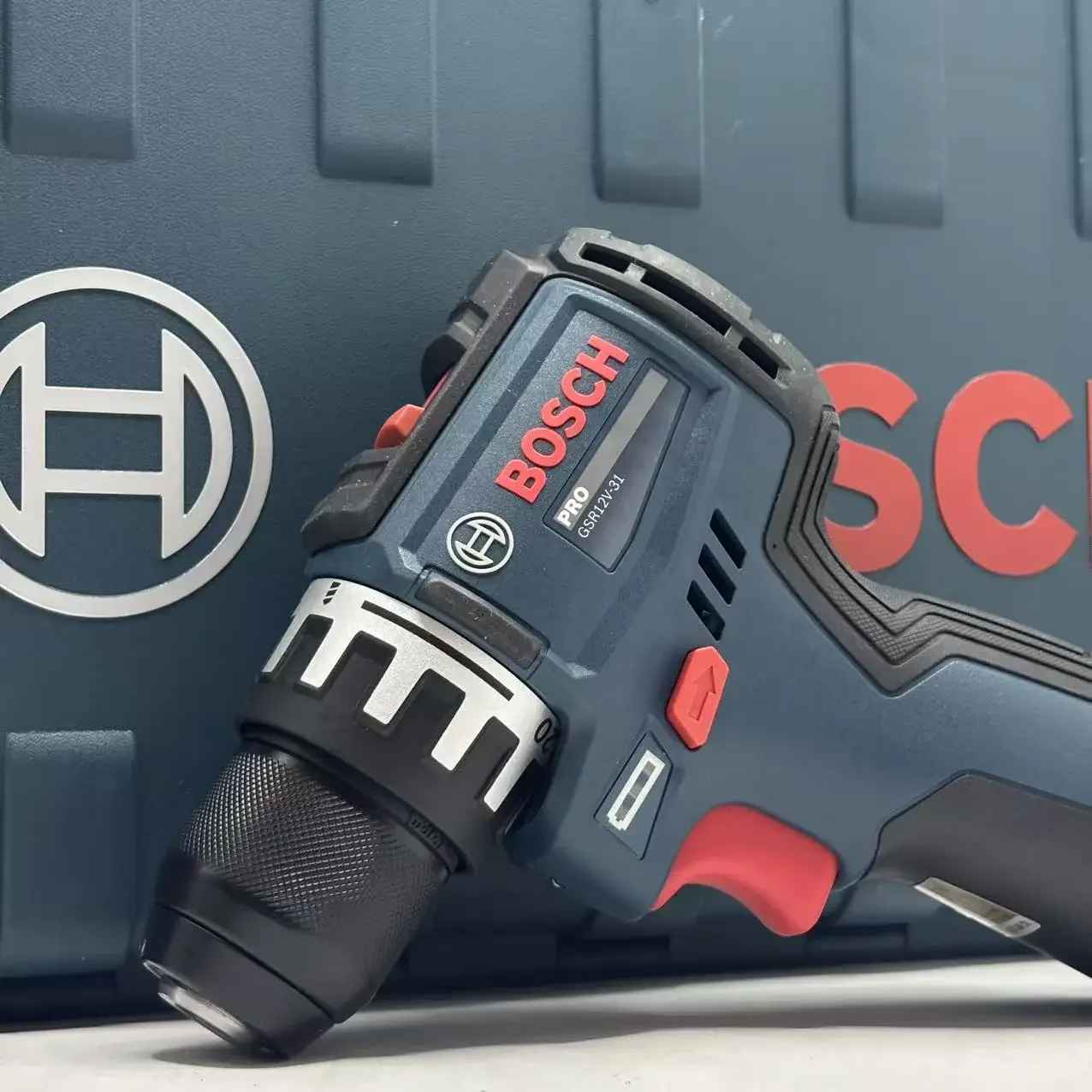 ボッシュ プロフェッショナル GSR 12V-31 コードレ - Power Tools Professional のレビューと価格